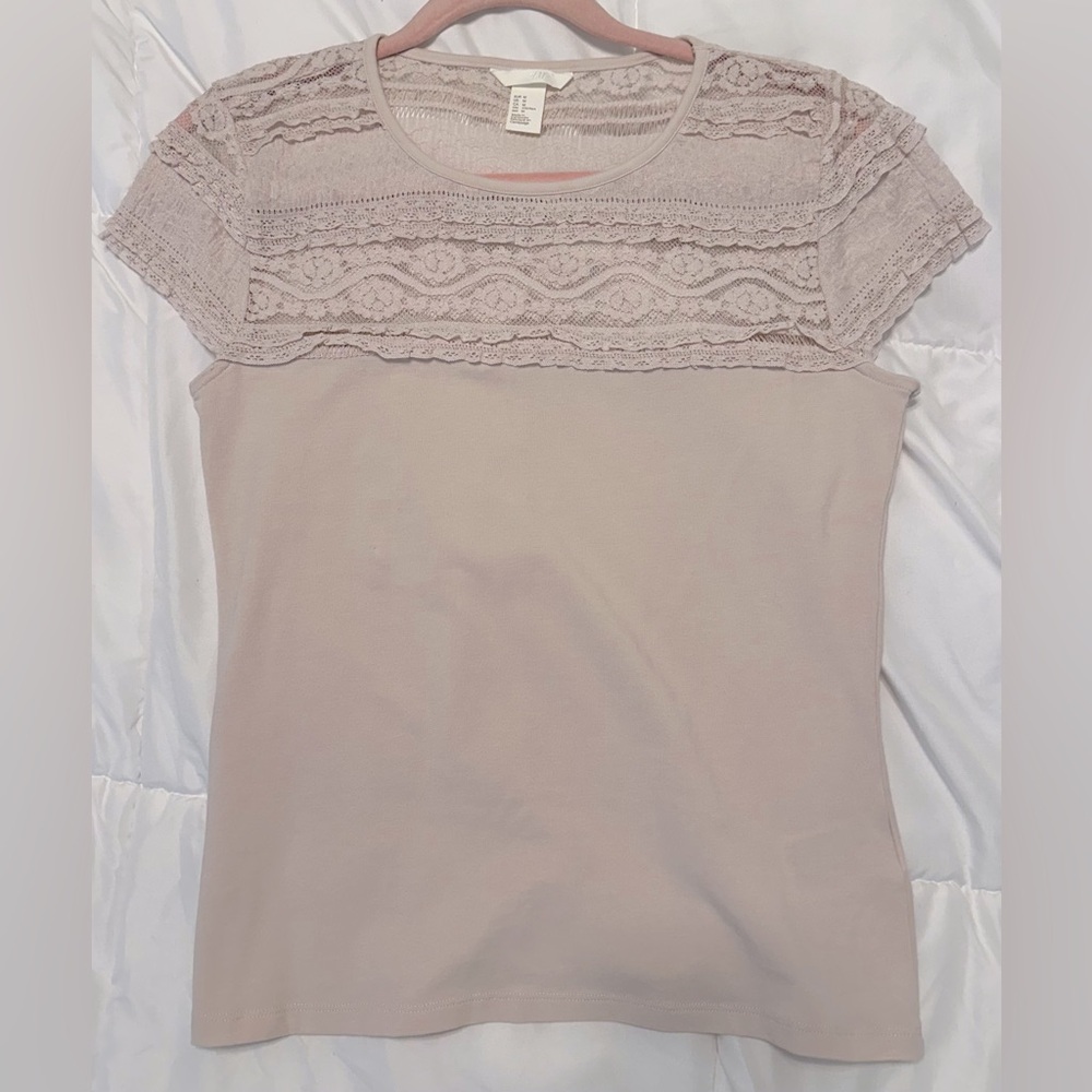 Women’s H&M Blush Light Pink Shirt/Blouse Top Size Medium. Excellent Condition!
